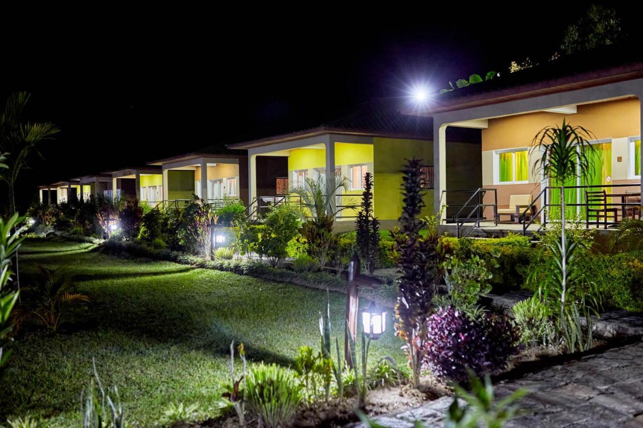 Andasibe Lemurs Lodge Eksteriør billede